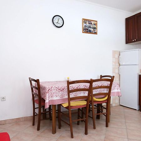 Apartments By The Sea Kabli, Peljesac - 10221 Brijesta Стая снимка