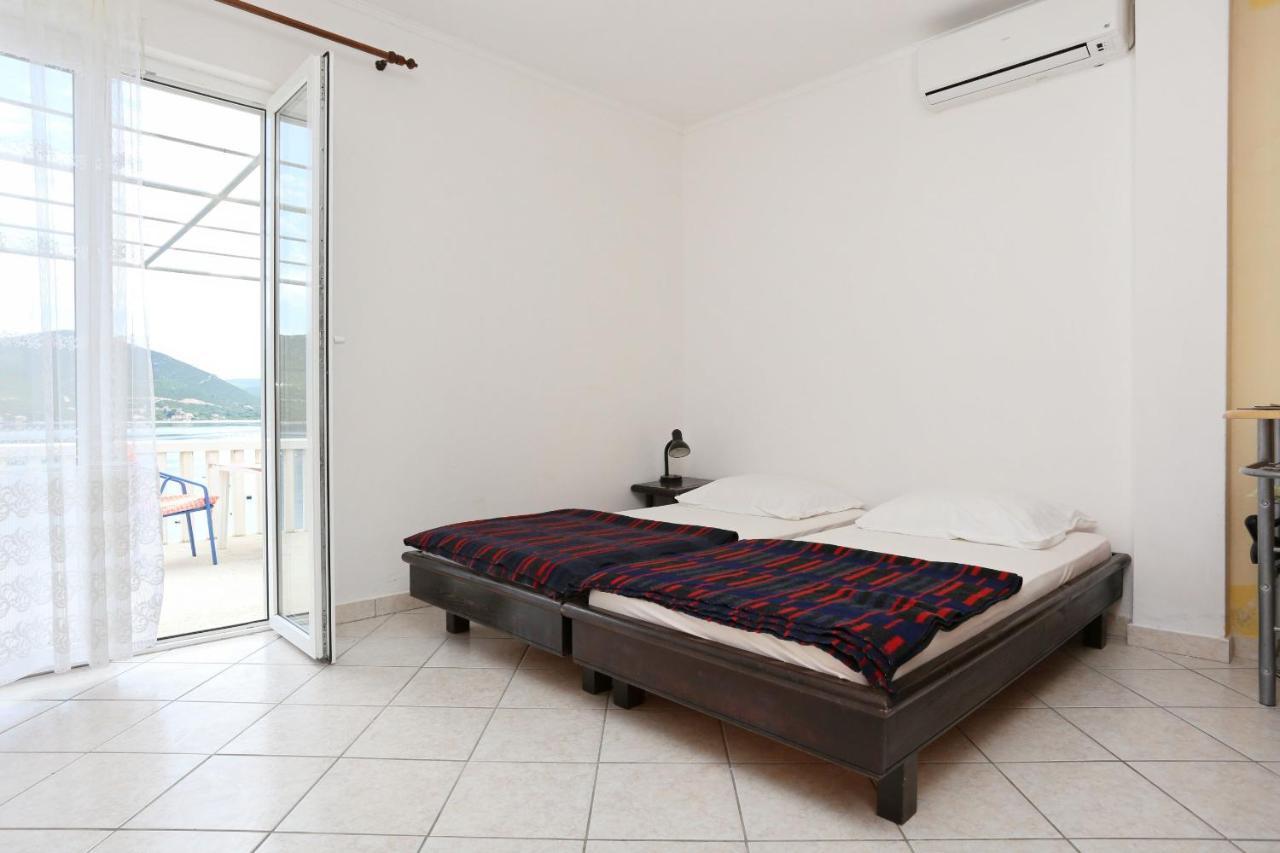 Apartments By The Sea Kabli, Peljesac - 10221 Brijesta Екстериор снимка